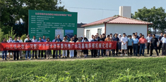 江苏现代农业河蟹工业手艺系统泰兴推广树模基地养殖机械化培训