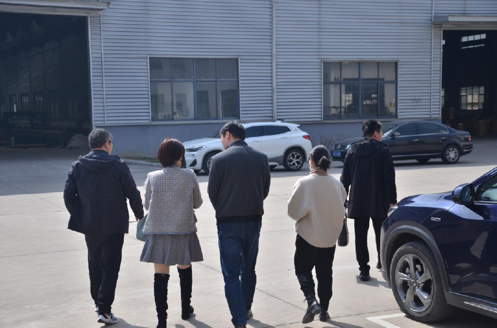 常州市农业农村局考察组赴常州华溪渔业有限公司考察评估