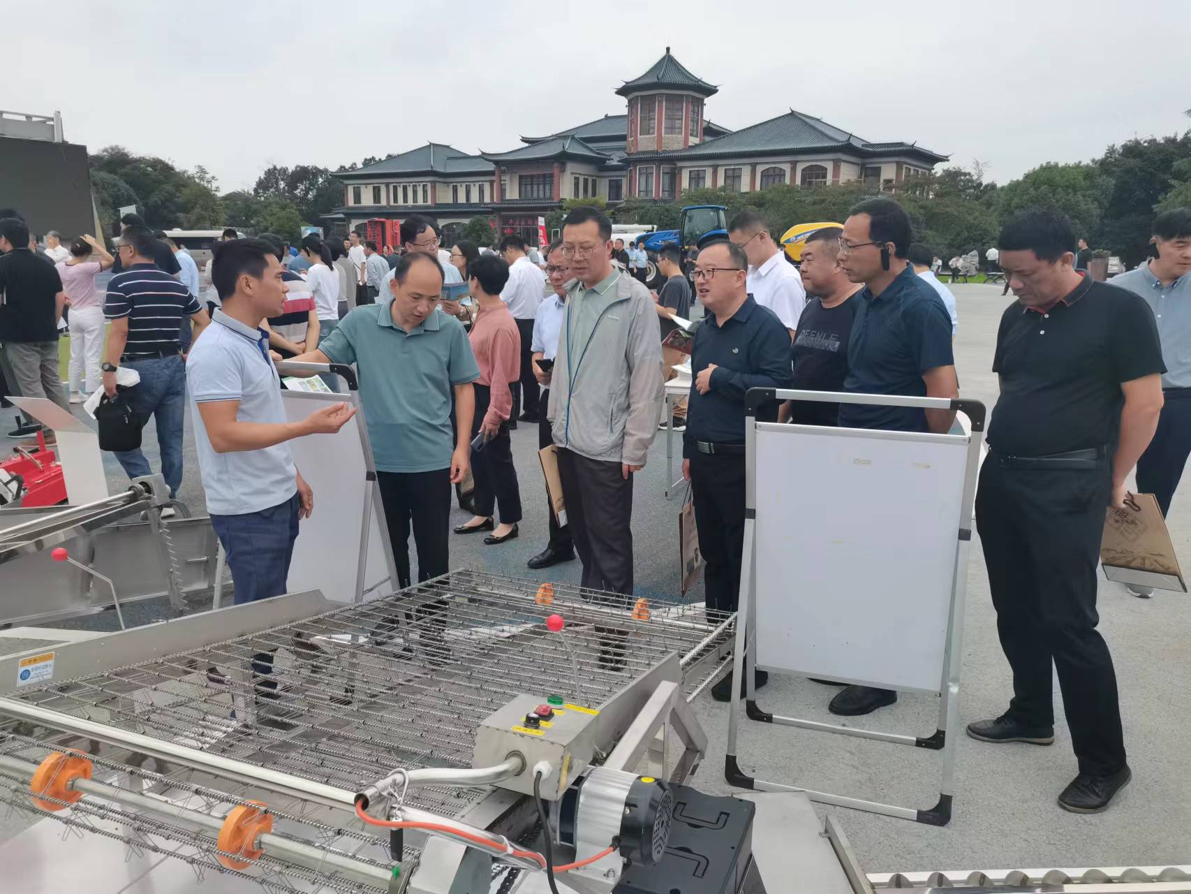 2023年全省实验农机化“两大行动” 暨农业生产全程周全机械化树模县建设事情-常州华溪渔业有限公司